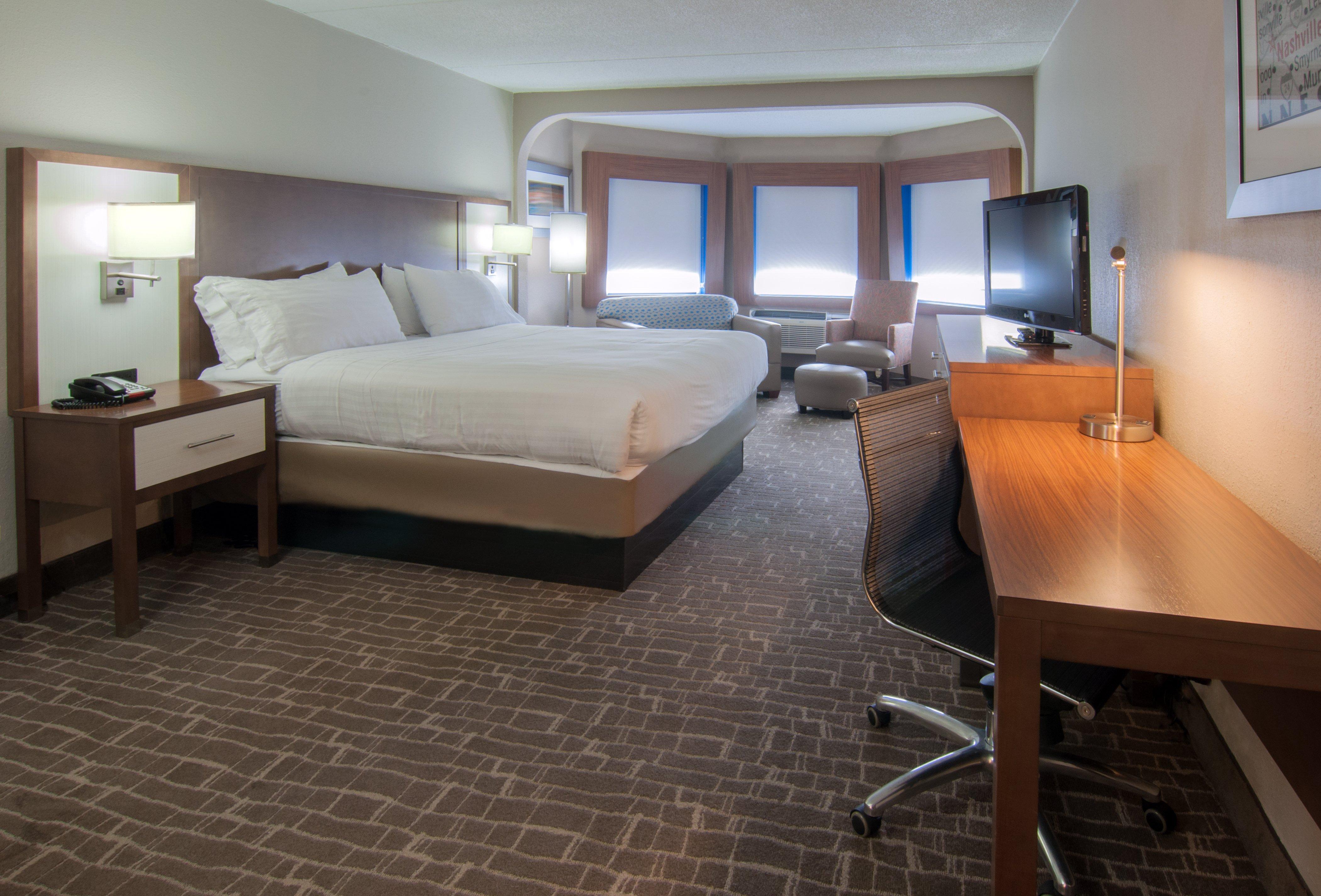 Holiday Inn Express & Suites Nashville-I-40 & I-24 Eksteriør billede