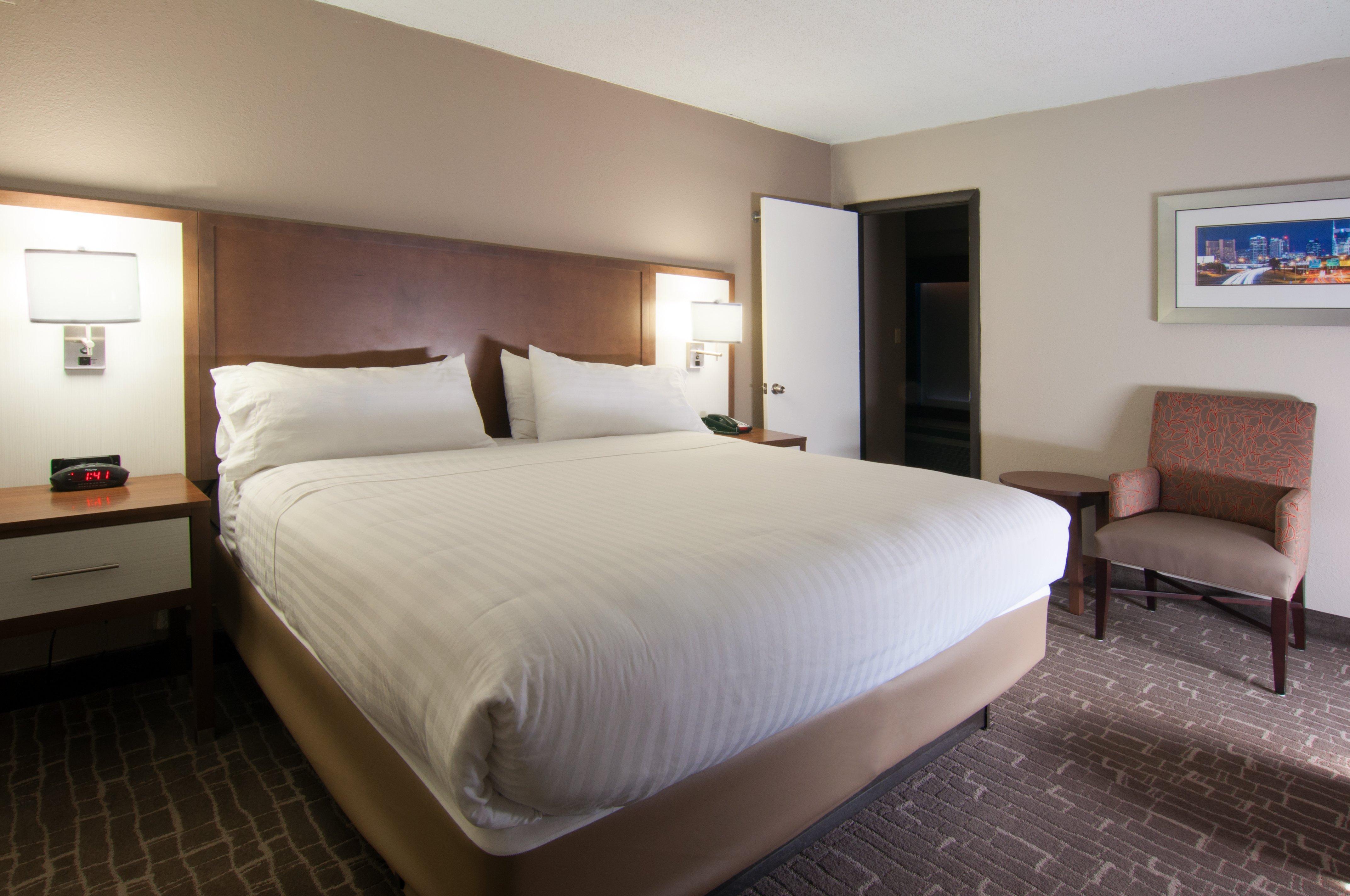 Holiday Inn Express & Suites Nashville-I-40 & I-24 Eksteriør billede